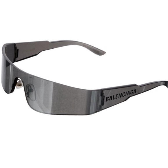 Balenciaga Shield Mirrored Sunglasses 🕶️ - Picture 5 of 8